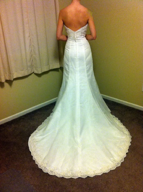 Today Only David's Bridal trumpet skirt & rum pink beading