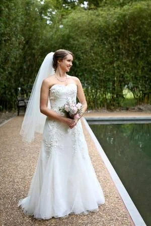 One-DAY Sale Vera Wang 1g136