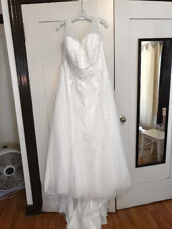 Super Deal David's Bridal
