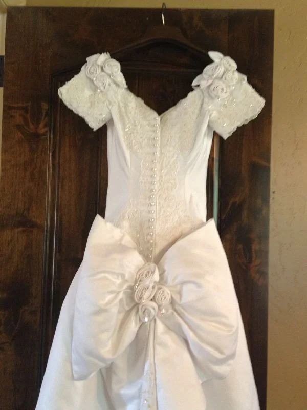 Early Access Other Sweetheart Gowns