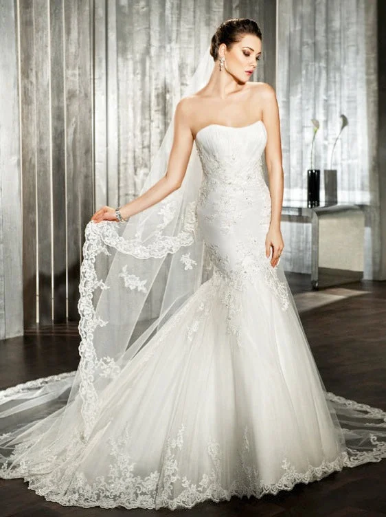 While Supplies Last Demetrios Demetrios 7519