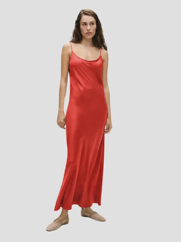 Must-Have Deals 1996 DRESS GERANIUM
