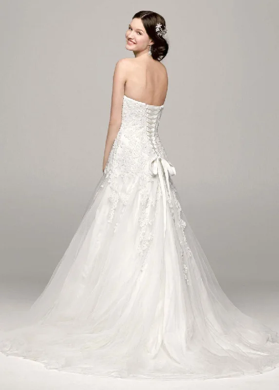 Can't Miss David's Bridal