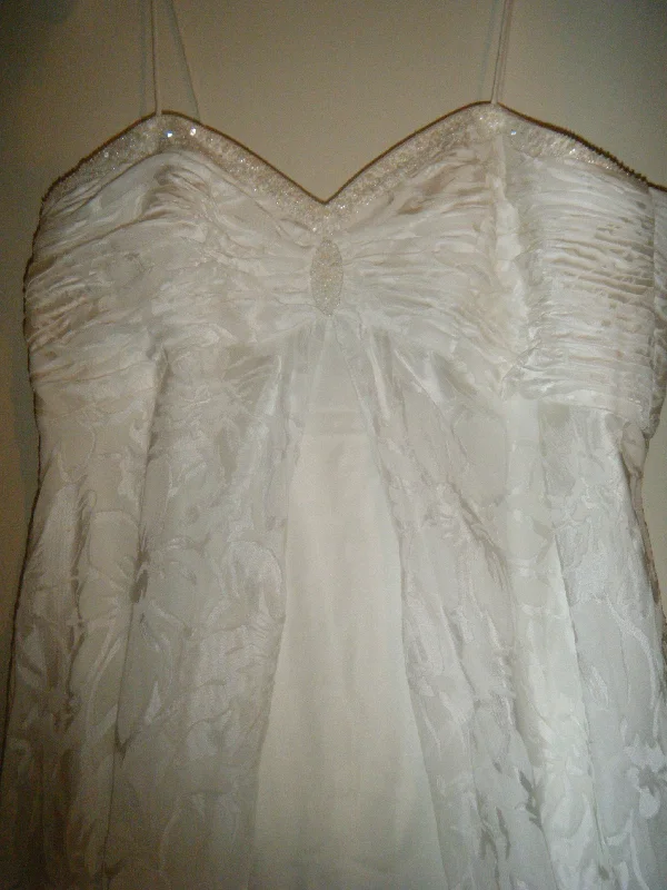 Seasonal Sale David's Bridal Galina 9T9391