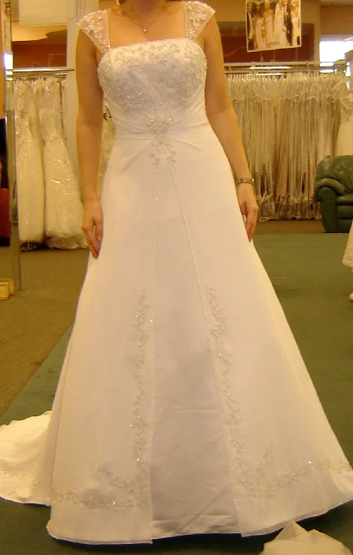 Don't Miss David's Bridal