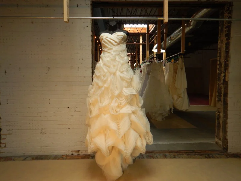 Limited Time Vera Wang Gillian